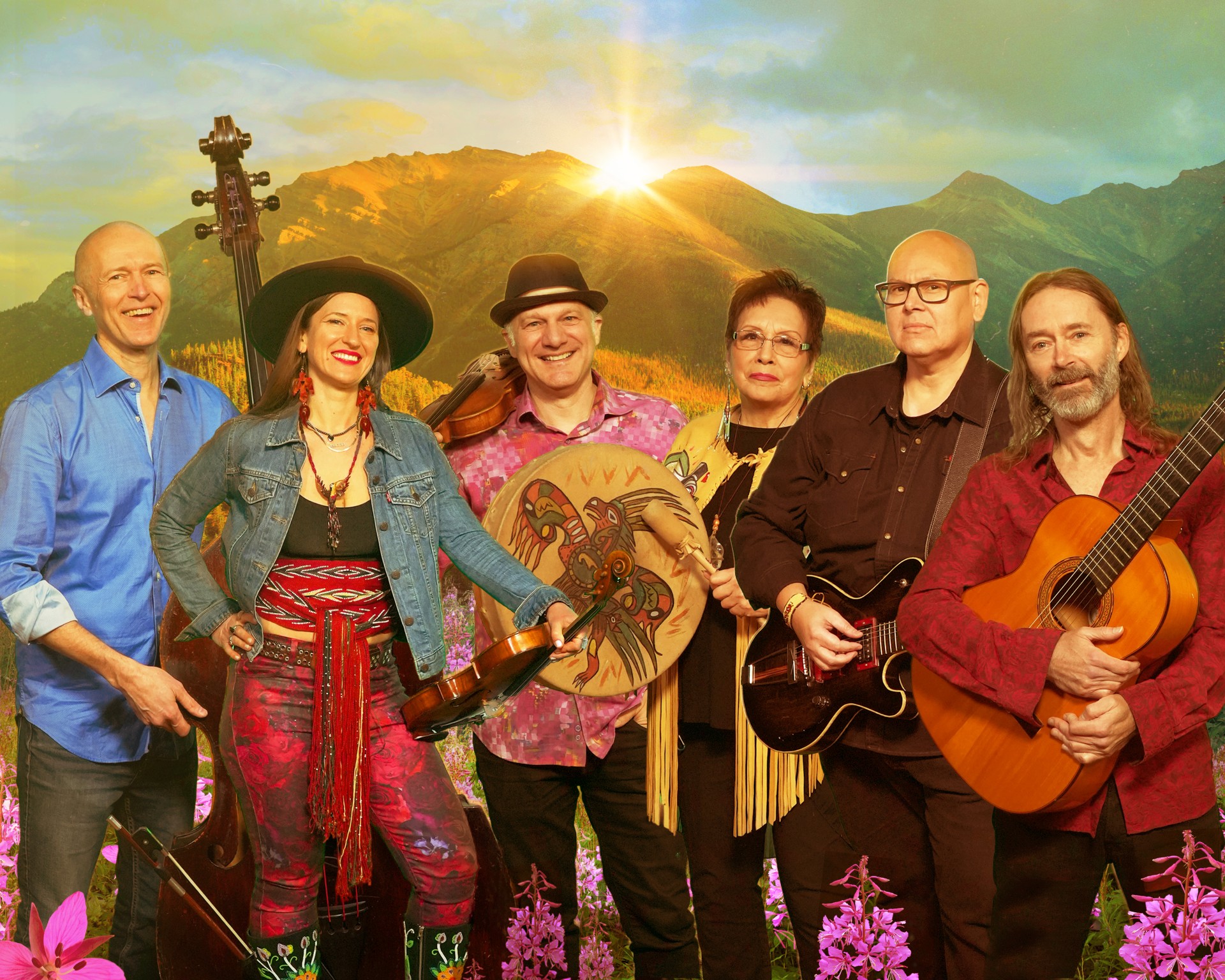 phot of the sultans of string 6 artisits with their instruments